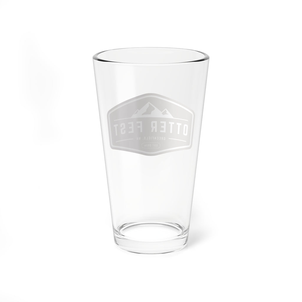 Burgundy Otter Fest Mountain Badge Mixing Glass | 16oz Pint Glass