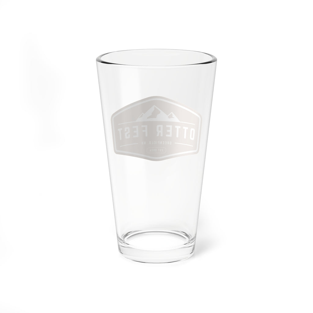 Tan Otter Fest mountain badge Mixing Glass | 16oz pint glass